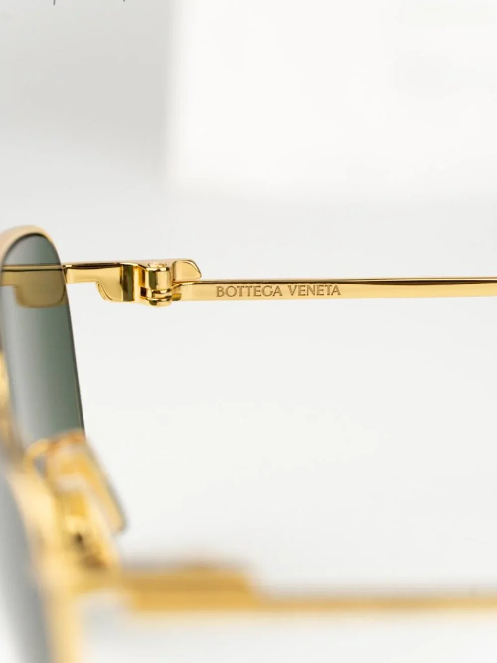Bottega Veneta Men Sunglasses Gold Green Rectangle BV1300S 002 NEW AUTHENTIC